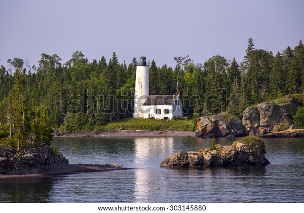 isle royale with a white colored whitehouse