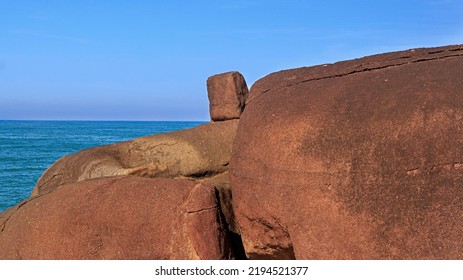 Rocks Praia Vermelha Ubatuba Brazil