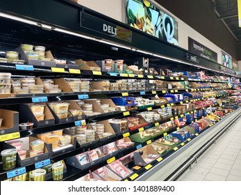 239 Aldi grocery store interior Images, Stock Photos & Vectors ...