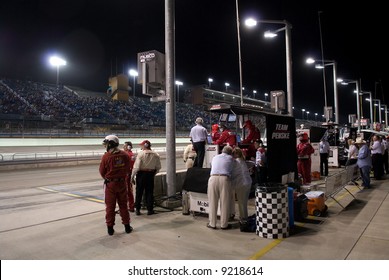 Roger Penske In Pit Stop At Homestead Miami Indy Race 2