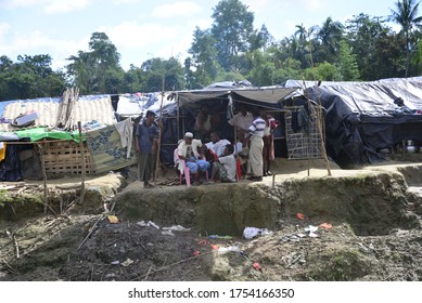 A Rohingya Refugee Makeshift Camp Close To The No Man's Land Area Between The Borders Of Myanmar And Bangladesh In Tombru Bandarban District On October 10, 2017. 