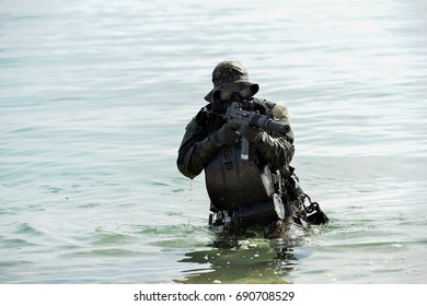 168 Korean army special forces Images, Stock Photos & Vectors ...