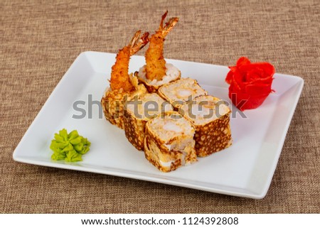 Roll with prawn in pancake