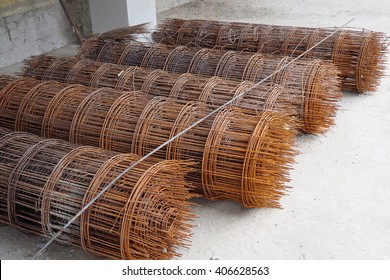 Roll Of Wire Mesh Steel Pattern On Site Work, Roll Of Wire Mesh Steel Lack Of Maintenance And Rust.