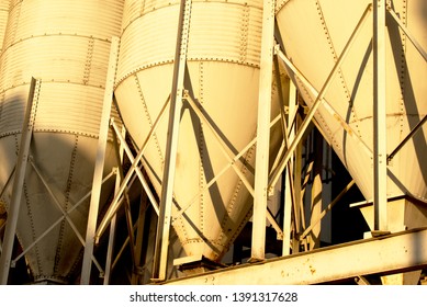 Rolla Farmers Grain Bin Storage