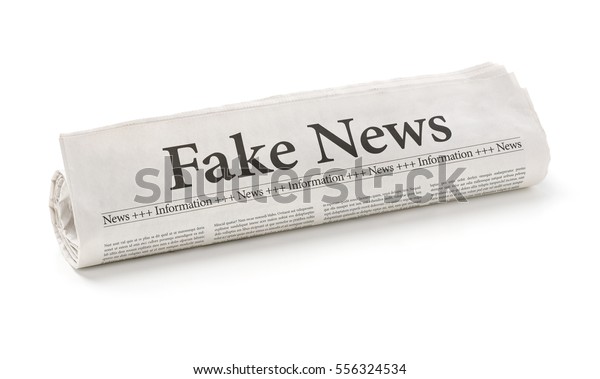 Zeitung Mit Schlagzeile Fake News Stockfoto Jetzt Bearbeiten