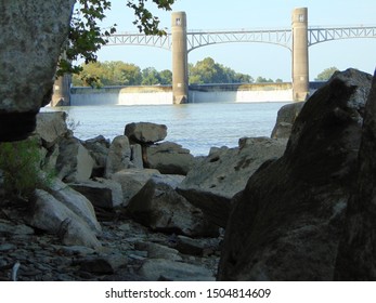 Roller dam with natural foreground Robert c Byrd Gallipolis Ohio, Eureka Ohio, Gallia County Ohio river