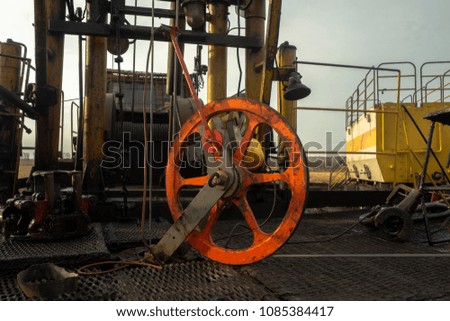 Roller guide pulley, sheave