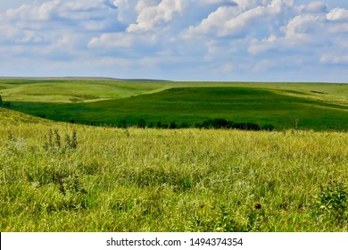 Rolling Hills And Green Grass, Tallgrass Prairie National Park, Kansas