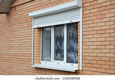 Imagenes Fotos De Stock Y Vectores Sobre Roller Shutters