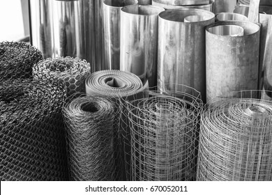 Rolls Of Galvanized Metal Sheets, Steel Chicken Wire Mesh, And Plastic Wire Mesh, Material For Making Divider And Screen