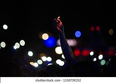 Romance On The Concert, Lighter In The Hand