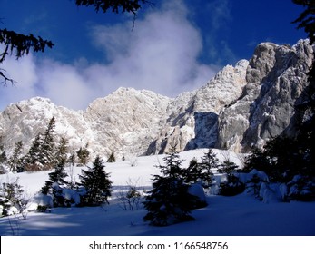 Romania, Piatra Craiului Mountains (in The Area Of The Big Scree). 