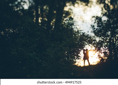 シルエット キス の画像 写真素材 ベクター画像 Shutterstock