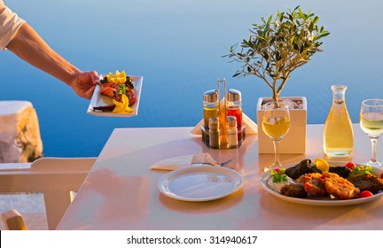 136,097 Dinner with a sea view Images, Stock Photos & Vectors ...