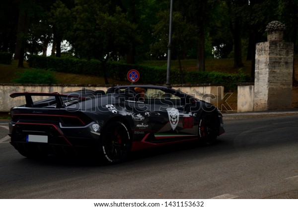 Rome - 06.22.2019 - Sports Car in Villa\
Borghese - Lamborghini