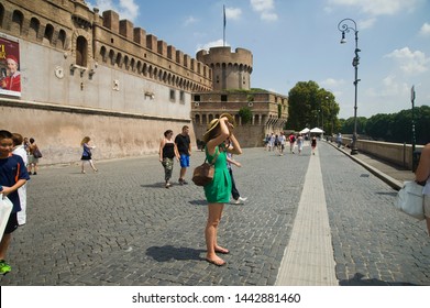 Mind control shemale story Gay italy ponzano veneto