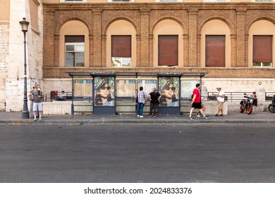 Rome, Italy - August 2, 2021: People Waitin At Busstop Sassia Spirito At River Tiber For The Next Bus.