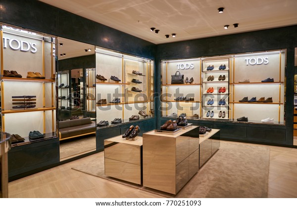 sneaker stores in rome