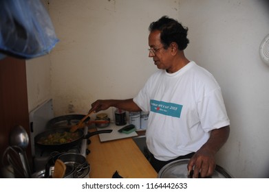 Rome, Italy - June 12nd, 2015: Everyday Life In A Spontaneous Refugee Camp In The Periphery Of Rome