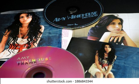 Rome, Octobre 16, 2020: Covers And Inserts Of British Singer-songwriter, AMY WINEHOUSE. She Was Deeply Influenced By Motown Music, First Of All Diana Ross Alone And With The Supremes