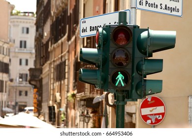 Rome Traffic Light