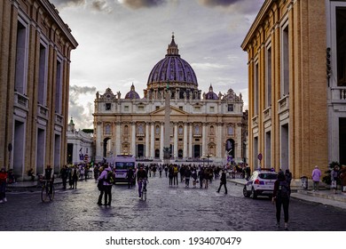 Rome,11102019.Sant Peter's Basilica is a Catholic cathedral, a large building of the Vatican, the historical Christian church in the world.