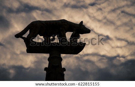 Wolfine suckles Romulus and Remus