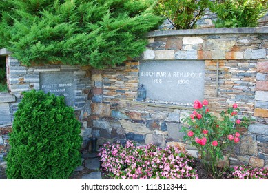 Ronco Sopra Ascona, Canton Ticino / Switzerland - August 26 2016: Tomb Of Remarque Family (including His Wife Paulette Goddard And His Mother-in-law).