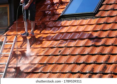 Roof Cleaning With High Pressure Cleaner