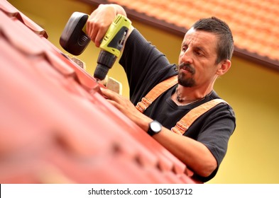 Roof Tiler