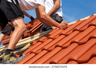 Roofing work, new covering of a tiled roof