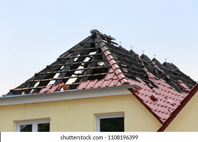 8,320 Fire structural damage home Images, Stock Photos & Vectors ...