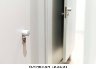room door lock