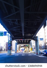 ROPPONGI, TOKYO / JAPAN – FEBRUARY 1, 2019: The Ramp At Iikura Interchange Of Shuto Expressway Inner Circular Route At Roppongi In Minato, Tokyo, Japan Early In The Morning.