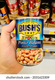 Ros, CA - August 26, 2021: Can Of Bush's Best Pinto Beans Inside A Grocery Store. 