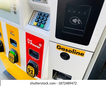 Ros, CA - December 5, 2020: Tap To Pay Scanner At A Gas Station Pump Allows Customers To Use Debit And Credit Cards Without Touching Or Inserting Their Cards.