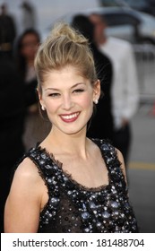 Rosamund Pike At FRACTURE Premiere, Mann's Village Theatre In Westwood, Los Angeles, CA, April 11, 2007