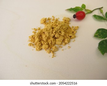 Rose Hip Seed Powder From The Red Dog Rose