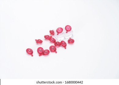 Rose Red Drops, Shaped Pills. This Is The Development Trend Of Pediatric Medical Industry In The Future. Lovely Shaped Pill Can Make Children Not Afraid To Take Medicine