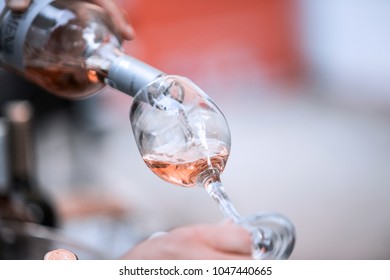 Rose Wine Glass - Wineyard