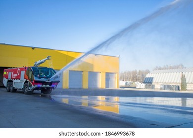 Rosenbauer Panther Firetruck (March 2018, Kaunas Airport/Lithuania) 