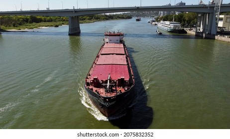 Rostov-on-Don.Russia.16 september 2021.Dry cargo ships sail along the Don River in Rostov-on-Don.