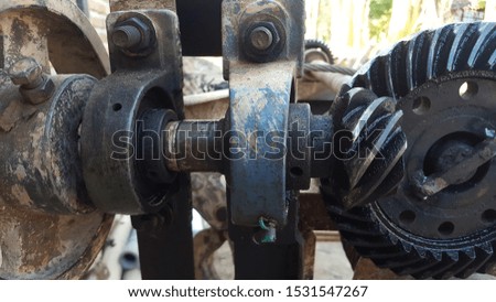 Rotary gear on a diesel engine that was already worn out and should be replaced