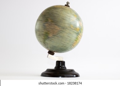 Rotating old globe - Powered by Shutterstock - Get 15% off with code: PIKWIZARD15
