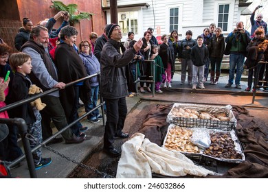 Rotorua, New Zealand - September 25: View Of Unidentified Maori People Near A Traditional Maori Village In Rotorua, New Zealand On September 25, 2014.