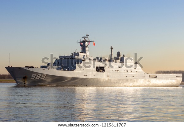 ROTTERDAM - JAN 30, 2015: \
Chinese People\'s Liberation Army Navy (PLAN) amphibious transport\
ship 989 Changbai Shan (NATO name: Yuzhao) leaving the Port of\
Rotterdam.