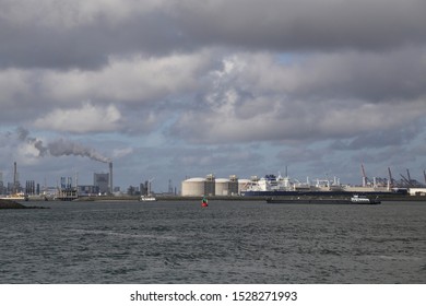 70 Maasvlakte Olie Terminal Images, Stock Photos & Vectors 