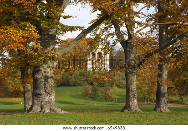 Rotunda Park Englischer Garten Munich Germany Stock Photo Edit