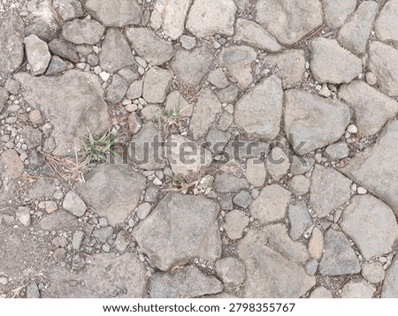 Rough surface of macadam road